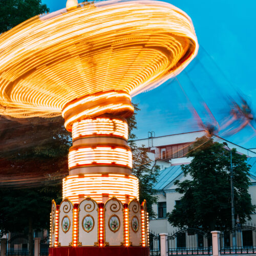 About Thrillux Funfair Hire - The UK's Number 1. Provider of Funfair Machines and Equipment.