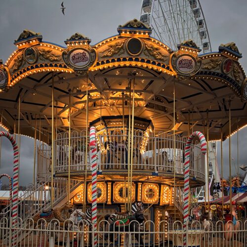 Thrillux Funfair Hire - The UK's Number 1. Provider of Funfair Machines and Equipment.