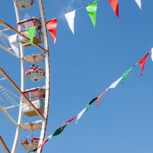 Thrillux Funfair Hire - The UK's Number 1. Provider of Funfair Machines and Equipment.